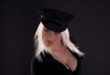 Jak wyprasować czapkę z daszkiem? Jak wyprasować czapkę z daszkiem?